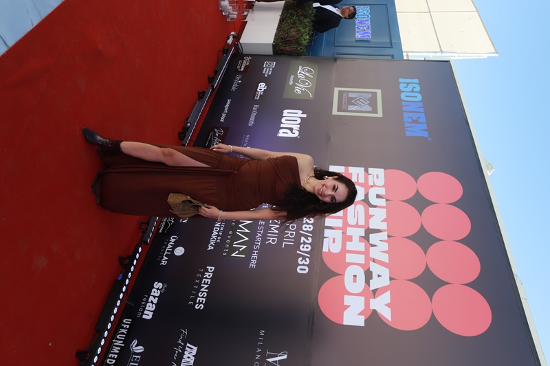 Runway Fash�on Izm�r 2026 Moda Ve Sosyal Hayat� �zmir�de Bulu�turdu 